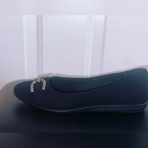 Elegant Black Women's Flats